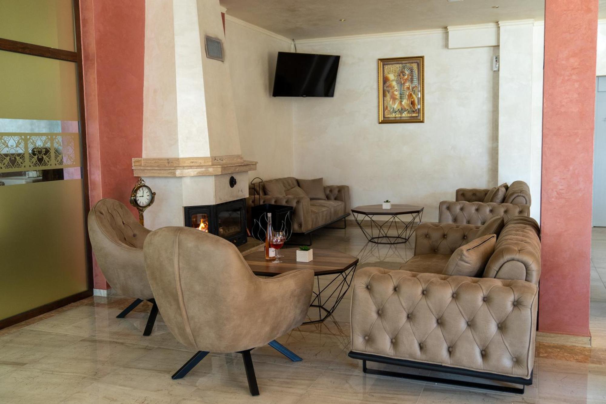 Hotel Paradise Ognyanovo  Extérieur photo